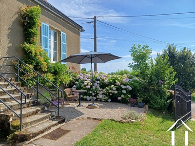 Woonhuis te koop menessaire, bourgogne, cvh5689 Afbeelding - 1