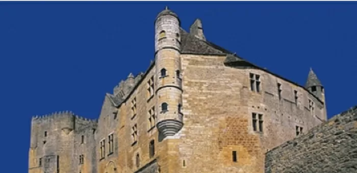 Château de Beynac, architectuur en gastronomie