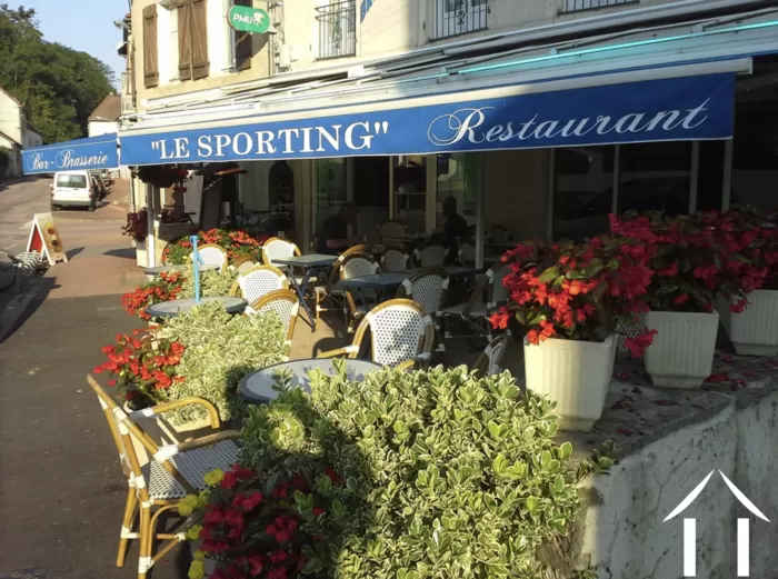 LOKALE SFEER EN SMAAK foto-2